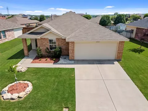 12921 Azure Heights Pl, Rhome, TX 76078