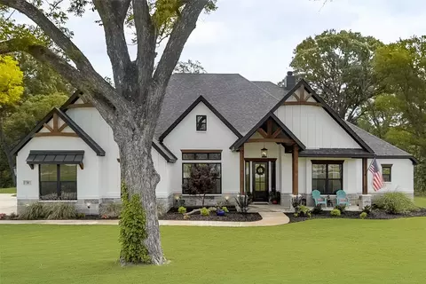 31 Anna Leigh Dr, Waxahachie, TX 75167