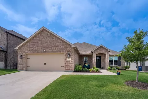 226 Cyprus Grove Dr, Lavon, TX 75166