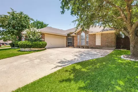 709 Saddleback Ln, Flower Mound, TX 75028