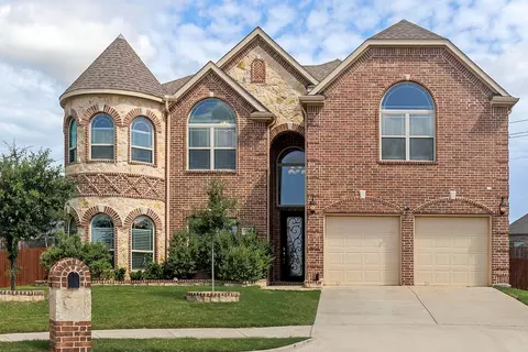 409 Rockaway Dr, Midlothian, TX 76065