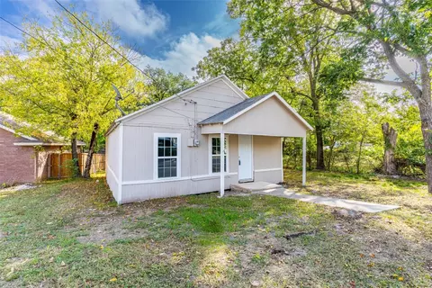 1008 Van Winkle St, Weatherford, TX 76086