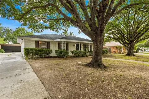 3805 Kelvin Ave, Fort Worth, TX 76133
