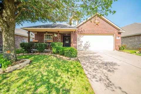 12128 Rowsley Ln, Burleson, TX 76028