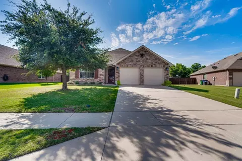 224 Colt Dr, Waxahachie, TX 75165
