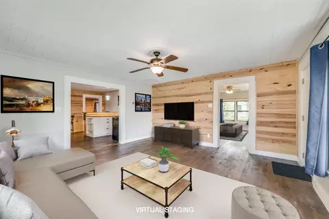 301 S Patterson St, Campbell, TX 75422