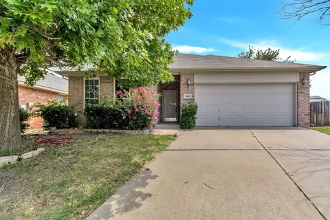 4004 Big Thicket Dr, Fort Worth, TX 76244