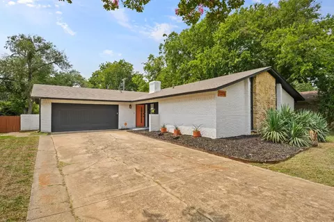 1205 Greenbriar St, Denton, TX 76201