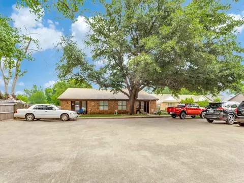 1009 W Sanford St, Arlington, TX 76012