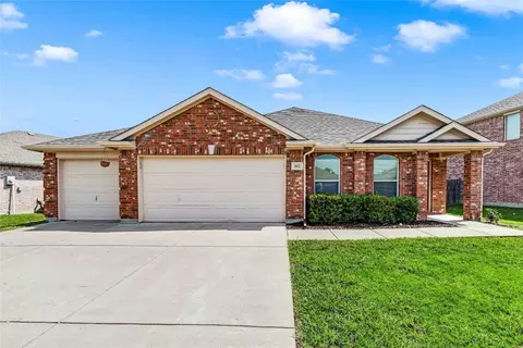 102 Robin Ln, Forney, TX 75126