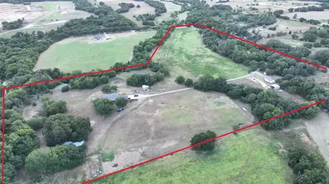 660 Smith Rd, Springtown, TX 76082