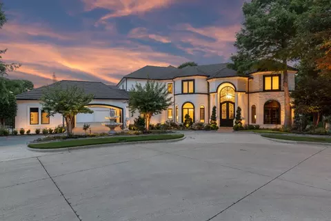 5813 Golden Leaf Ct, Plano, TX 75093