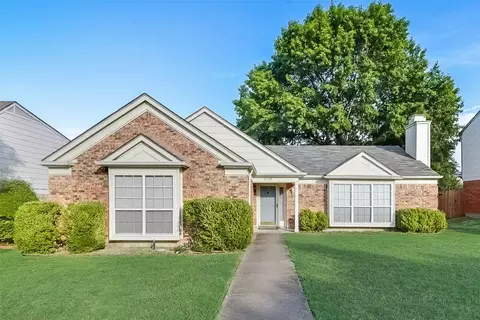 2130 Country Dell Dr, Garland, TX 75040