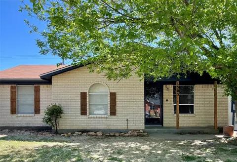 1503 Primrose Ln, Cisco, TX 76437