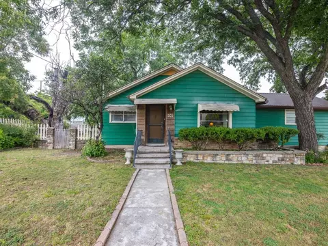 501 S Church St, Decatur, TX 76234