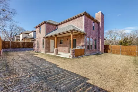 675 Wayne St, Van Alstyne, TX 75495