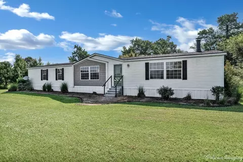 230 Voss Rd, Benton, LA 71006
