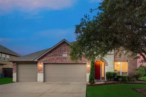 312 Hillside Dr, Forney, TX 75126
