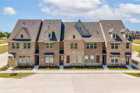 369 Blackthorne Dr, Plano, TX 75074