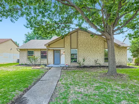 1620 Hutchinson St, Mesquite, TX 75150