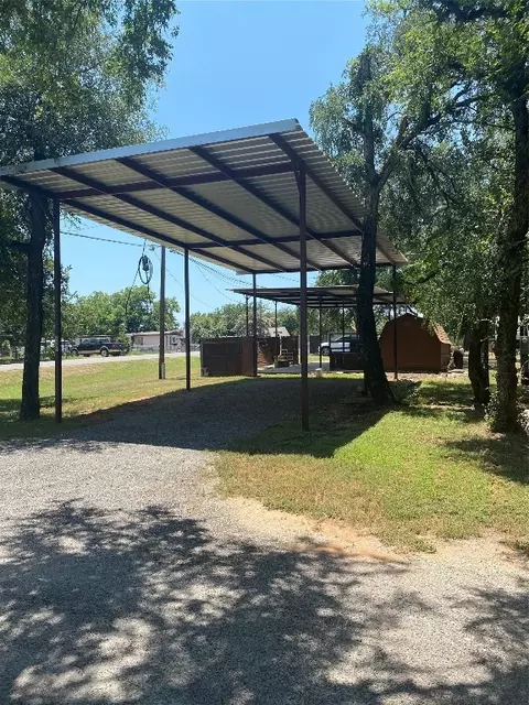 3863 Chickasha Cir, Granbury, TX 76048
