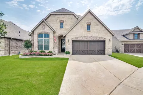 613 Race Dr, Heath, TX 75126