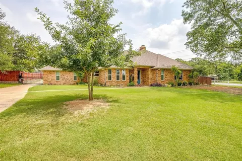 100 Longbranch Rd, Burleson, TX 76028