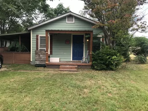 302 Colorado St, Whitney, TX 76692