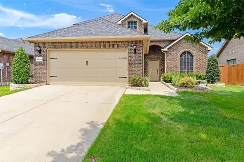 2014 Carriage Rd, Heartland, TX 75126