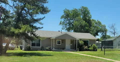 2725 Belmeade St, Brownwood, TX 76801