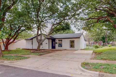 526 Thrush Ave, Duncanville, TX 75116