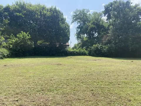 400 428 Commerce, Gainesville, TX 76240