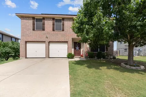 317 Saddlebrook Dr, Krum, TX 76249