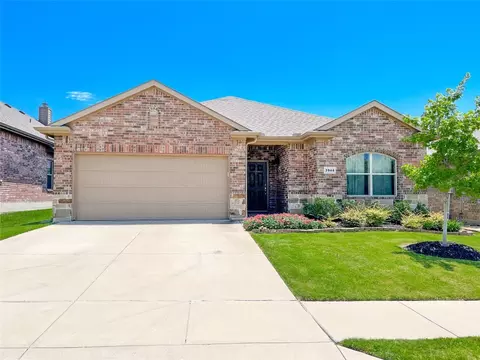 3944 Cloud Cover Rd, Roanoke, TX 76262