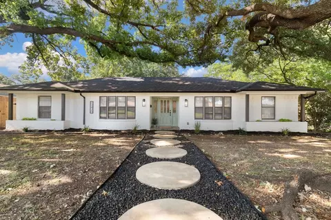 12420 Wood Manor Cir, Farmers Branch, TX 75234