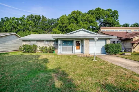715 Elaine Dr, Irving, TX 75060