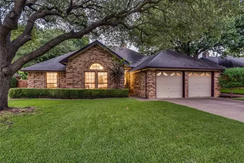 6019 Kenilworth Dr, Arlington, TX 76001