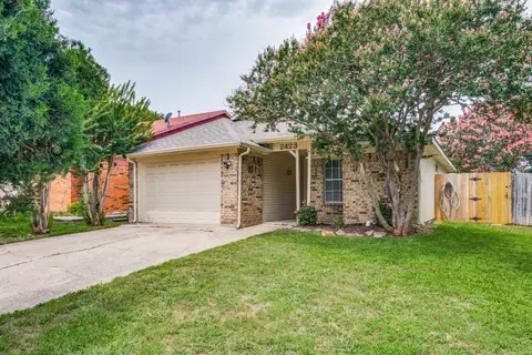 2423 Beverly Hills Ln, Mesquite, TX 75150