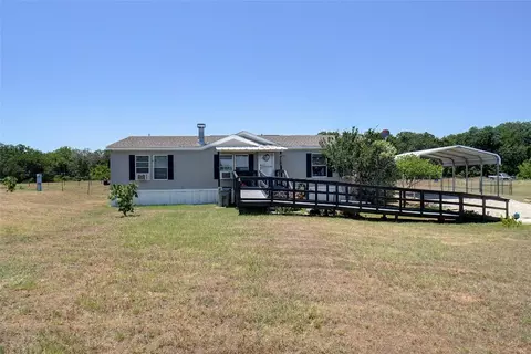 202 Kalinga Dr, Weatherford, TX 76085
