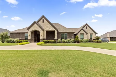 938 Prairie Timber Rd, Burleson, TX 76028