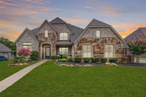909 Bellstone Dr, Keller, TX 76248