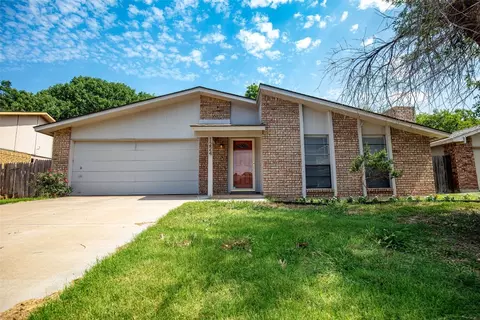 1224 Burmeister Rd, Fort Worth, TX 76134