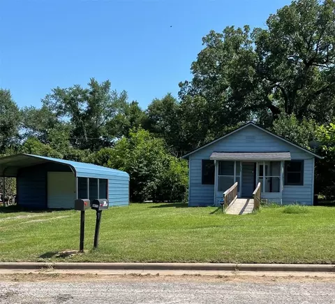129 Moore St, Hawkins, TX 75765