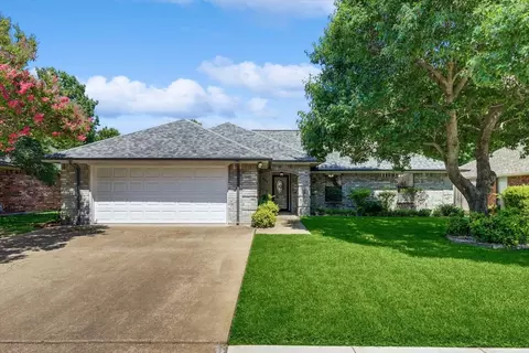 307 Creekside Dr, Keller, TX 76248