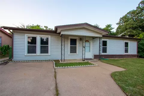 209 Bryan Dr, Arlington, TX 76011