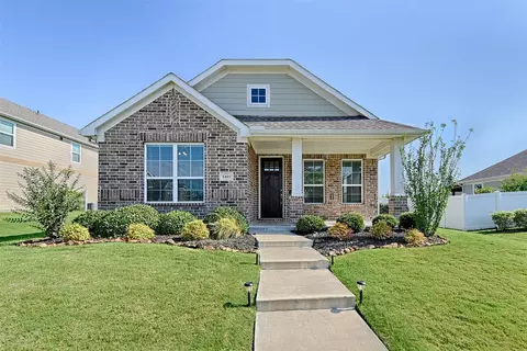 1405 Ellis Ln, Savannah, TX 76227