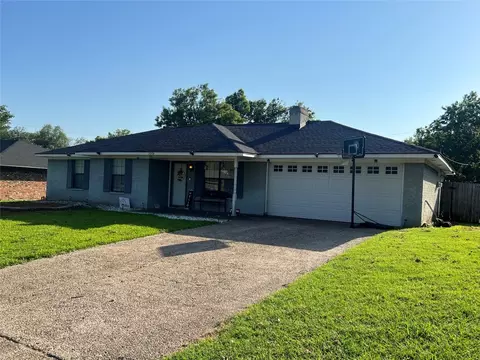 3004 Hillcrest Dr, Corsicana, TX 75110