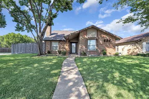 4701 Redwood Dr, Garland, TX 75043