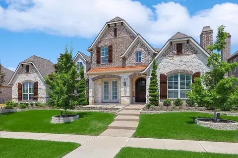 8651 Canyon Xing, Lantana, TX 76226