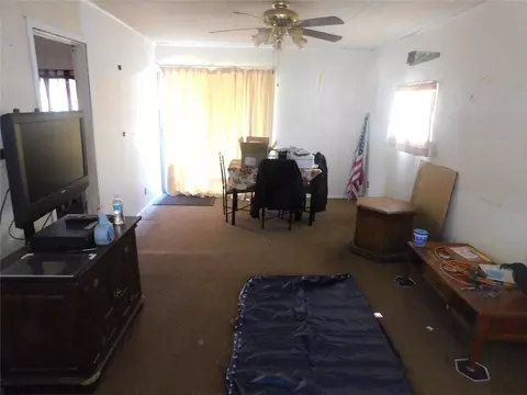 301 Broken Arrow, Comanche, TX 76442 photo 6